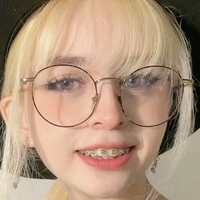 luly1980s Çıplak