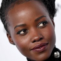 Lupita Nyong'o Çıplak
