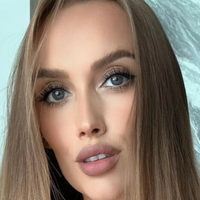 Luxury Girl Çıplak