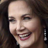 Lynda Carter Çıplak