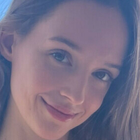 Madi Jones Çıplak