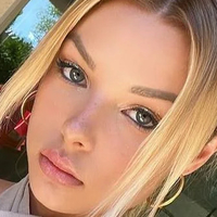 Madi Teeuws Çıplak