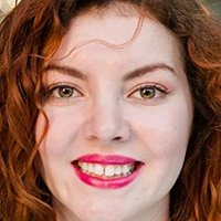 Magda Dimitrescu Çıplak