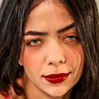 Mah Albino Çıplak