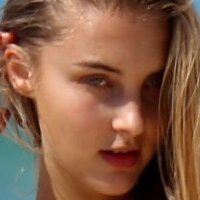 Maja Lundgren Çıplak