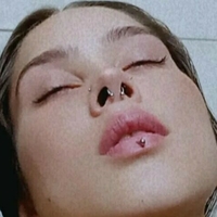 Mala Devilla Çıplak