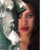 Manal Kara Çıplak