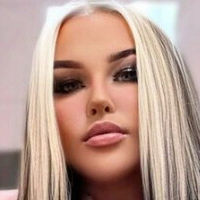 Mandi Blanco Çıplak