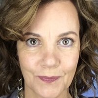 Margaret Colin Çıplak