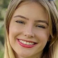 Maria Eduarda Kanarski Çıplak
