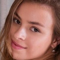 Maria Mendoza Çıplak