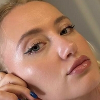 Maria Peach Çıplak