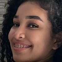 Mariana Curiel Çıplak