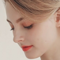 Marina Bondarko Çıplak