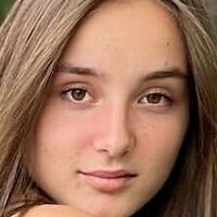 Marina Jotanovic Çıplak