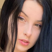 Marina Vozniak Çıplak