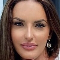 Marta Augustin Çıplak