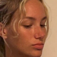 Mary Canterbury Çıplak