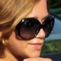 Mary-Kate Olsen Çıplak