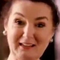 Maureen Gaffney Çıplak