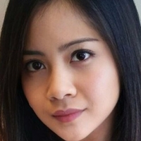 Maya Mustika Çıplak