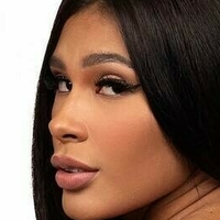 MC Pocahontas Çıplak