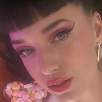 Megan Louise Çıplak