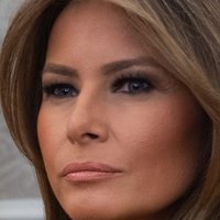 Melania Trump Çıplak