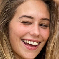 Melina Hoch Çıplak