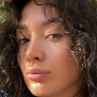 Merve Cin Çıplak