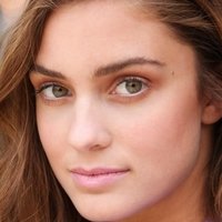 Mia Hulen Çıplak