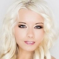 Mia Julia Brückner Çıplak