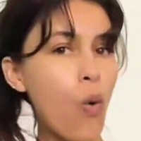 mia000 Çıplak