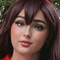 Michaela Lee Çıplak