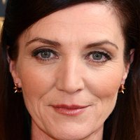 Michelle Fairley Çıplak