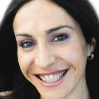 Mina Orfanou Çıplak