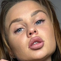 mini_nika Çıplak