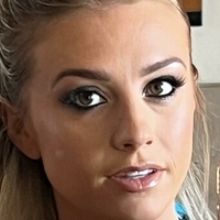 Miss Alice Wild Çıplak