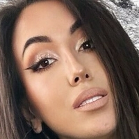 Miss Pam Çıplak