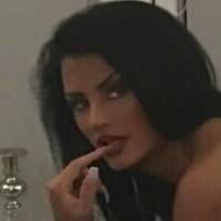 Miss West Çıplak