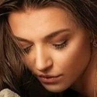 Missbee Çıplak