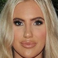 Mollie Salmon Çıplak