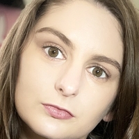 Molly Çıplak