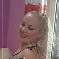 Monica Kant Çıplak