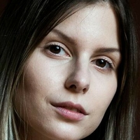 Muriel Melinda Çıplak