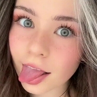 nadinebreaty Çıplak