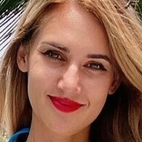 Natalija Ugrina Çıplak
