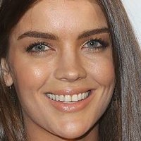 Natasha Barnard Çıplak