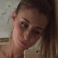 Natasha Goulden Çıplak