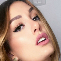 Natashaskye Çıplak